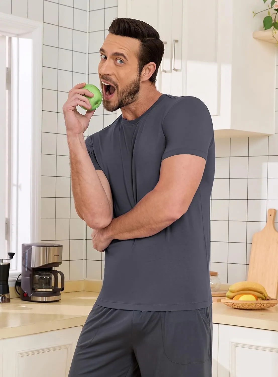 COLORFULLEAF Men's Undershirts Bamboo Rayon Short Sleeve Crewneck/V-Neck Tees Slim-fit T-Shirts 3 or 5 Pack