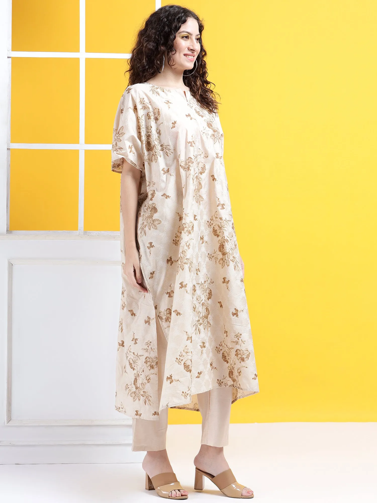 Fusion Festivities Kaftan Style Suit - Set of 2