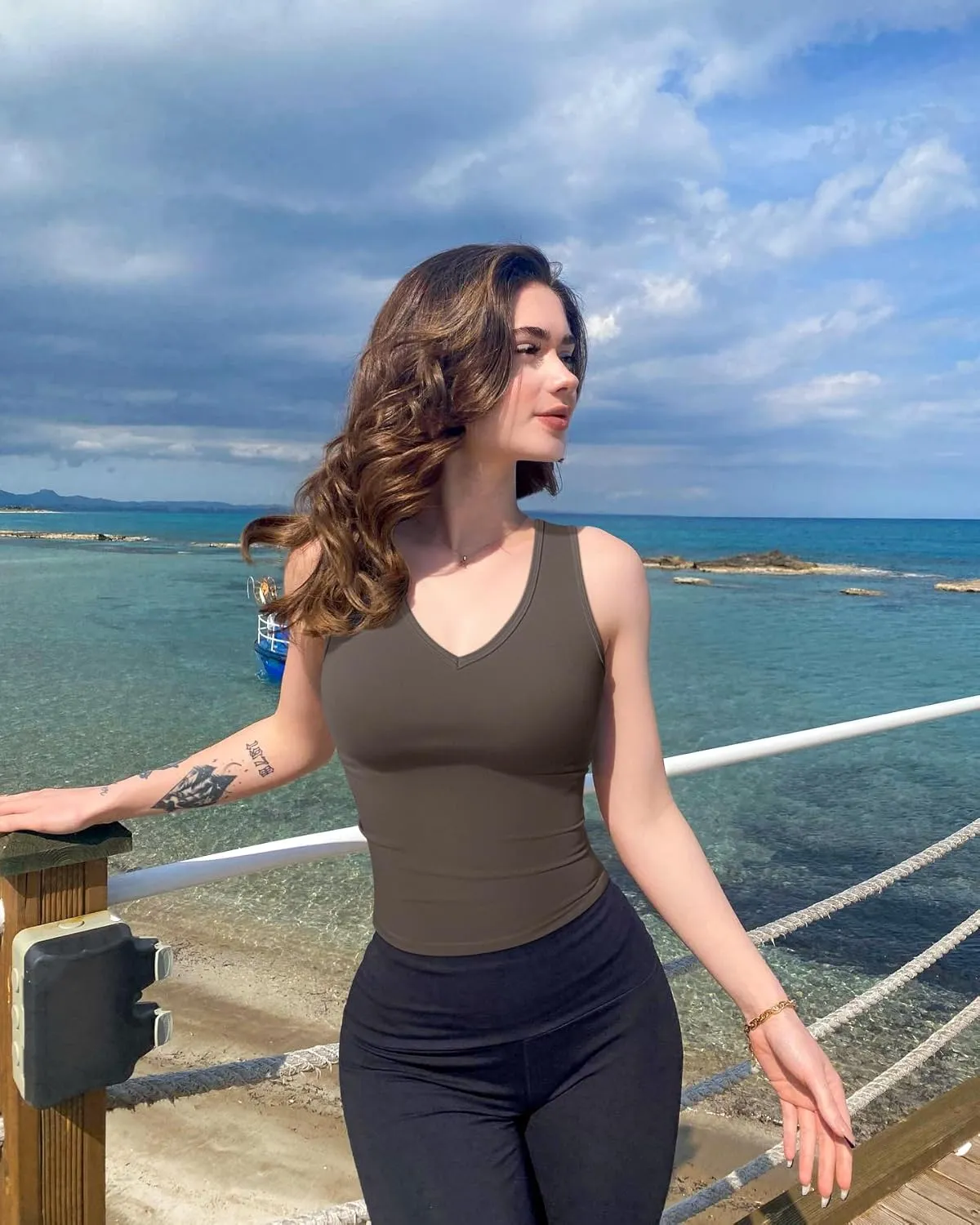 OQQ Women Shirts Sleeveless V Neck Stretch Clothes Basic Tank Tops
