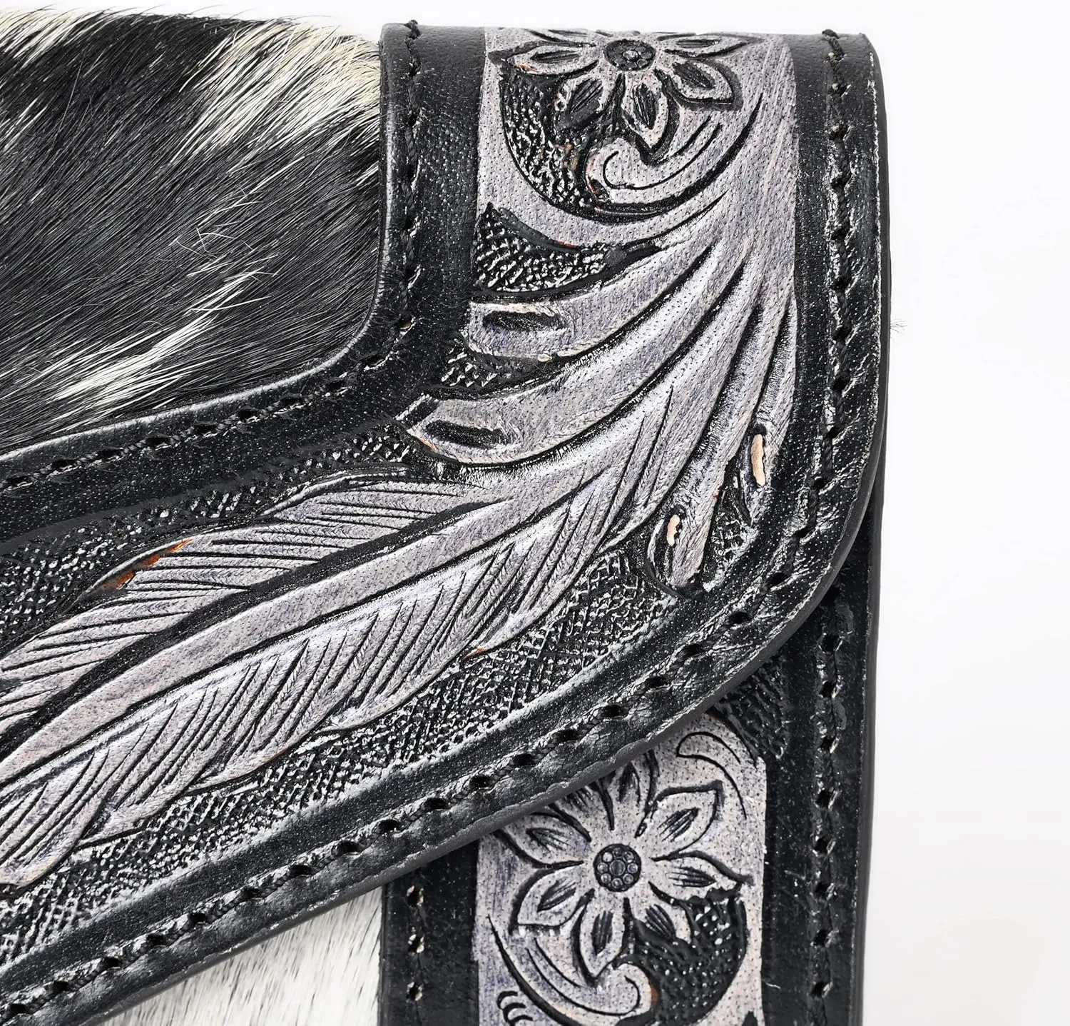 Women's Western Leather Rustic Rose Boohoo Buckaroo Trifold Handmade Hand Wallet - Stylish and Functional Cowhide Clutch